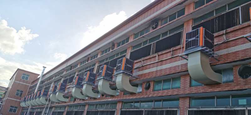湖南廠房降溫環(huán)保冷風機如何降溫